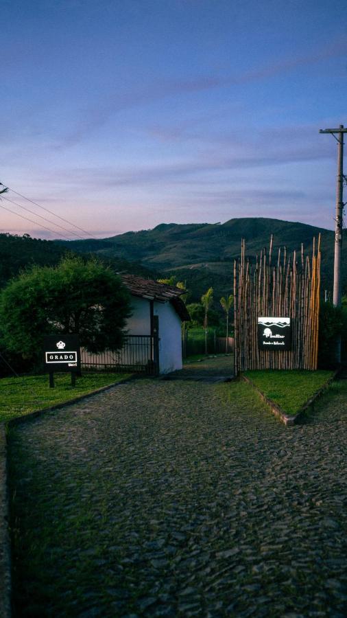 Pousada Monttana Lavras Novas Bagian luar foto
